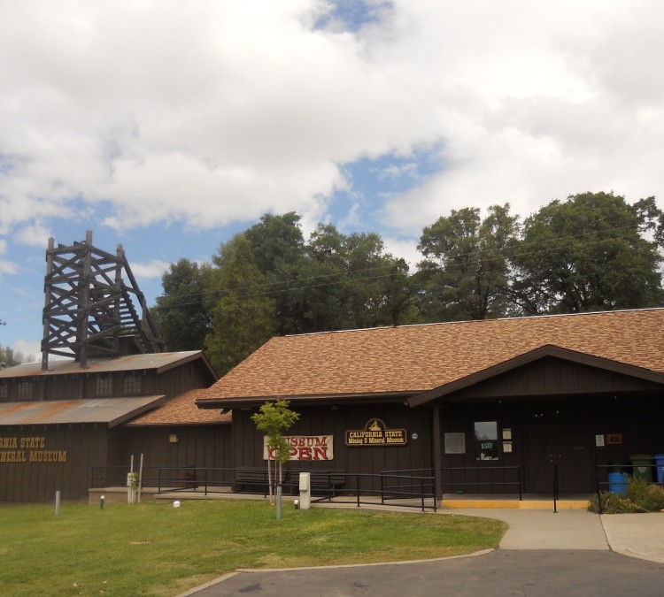 california-state-mining-mineral-museum-photo